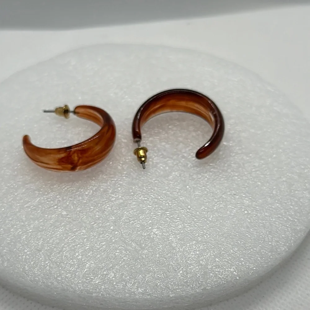 Chic Brown Marbled Acetate Hoop Earrings